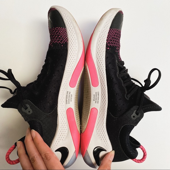 SOLD Men’s Nike Joyride Run Flyknit - Picture 5 of 14